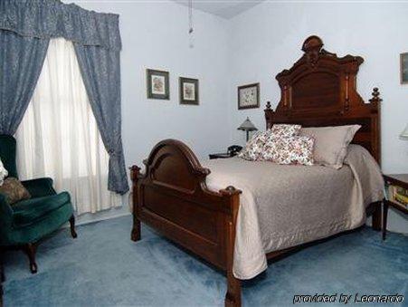 Hall Place Bed & Breakfast Bed & Breakfast Glasgow Room photo